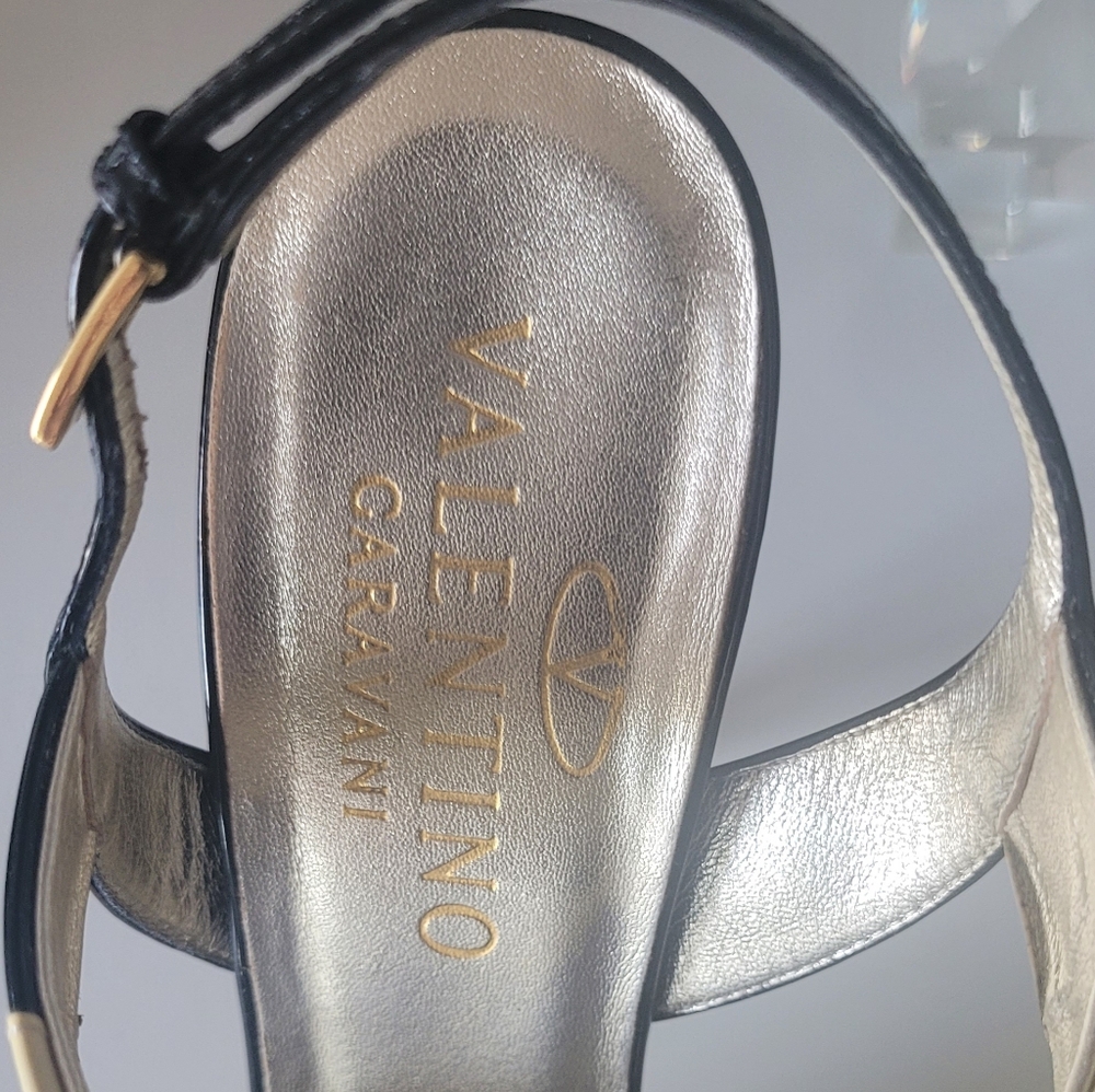 VALENTINO GARAVANI Polka Dot Sandals - Picture 6 of 10